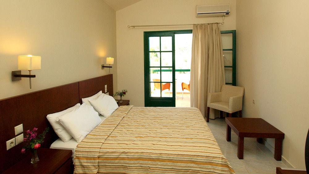 Skiathos Club Hotel & Suites Vasilias  외부 사진