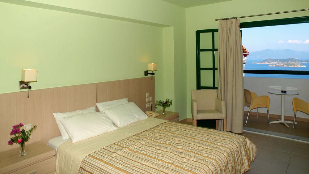 Skiathos Club Hotel & Suites Vasilias  외부 사진
