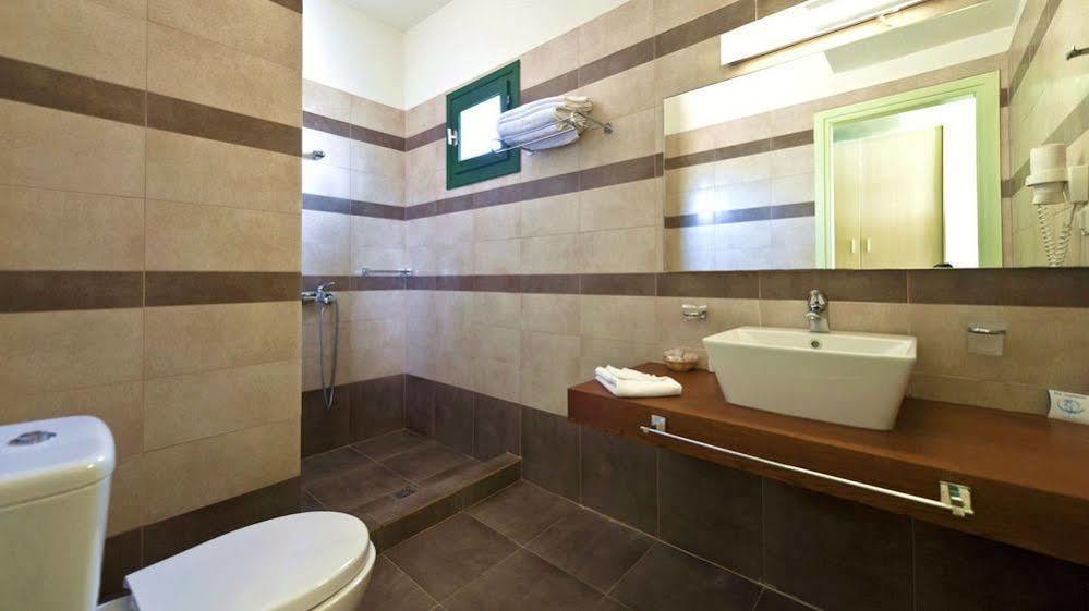 Skiathos Club Hotel & Suites Vasilias  외부 사진
