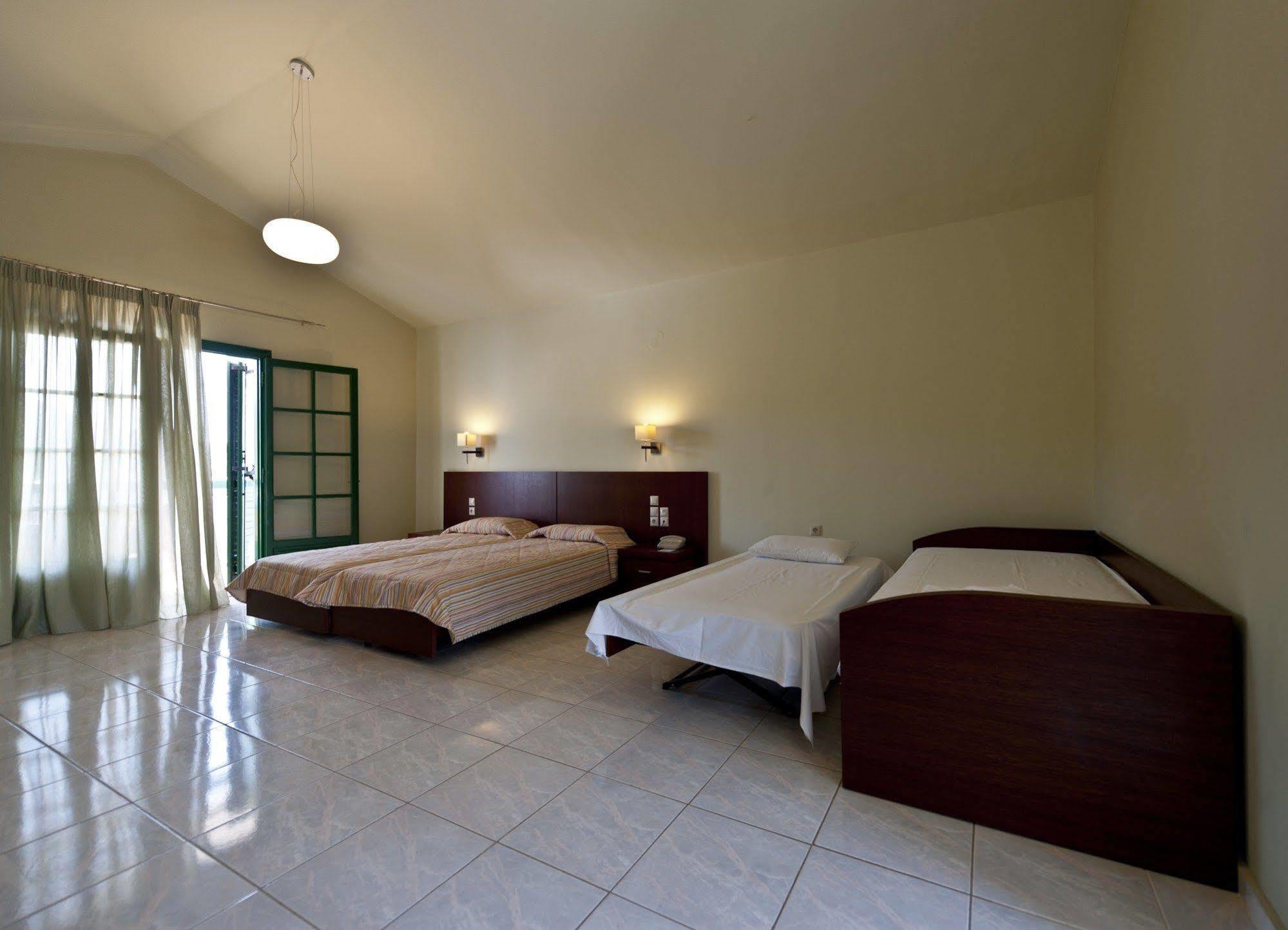 Skiathos Club Hotel & Suites Vasilias  외부 사진