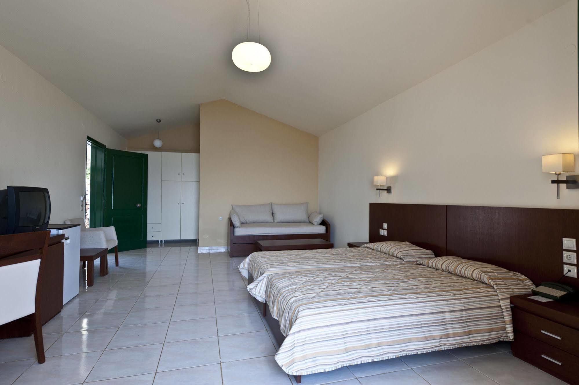 Skiathos Club Hotel & Suites Vasilias  외부 사진